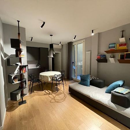 Best Place In Bologna Next 2 Towers Apartment Exterior photo